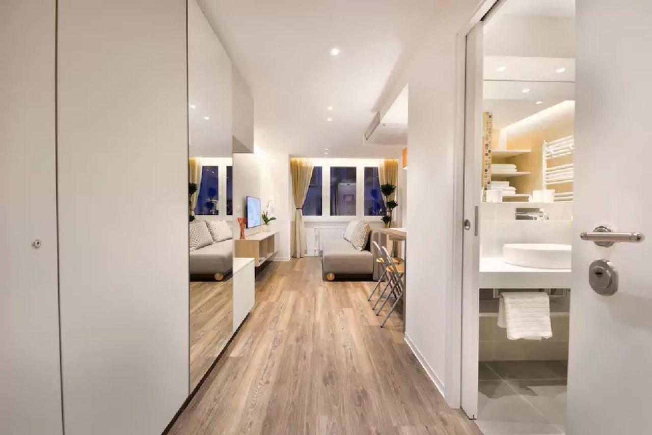 ★ Exclusive Central Apartment ★ Free Garage ★ 卢布尔雅那 外观 照片